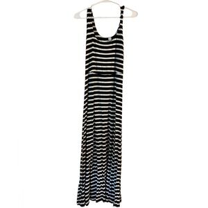 Old navy black and white sleeveless dress Medium